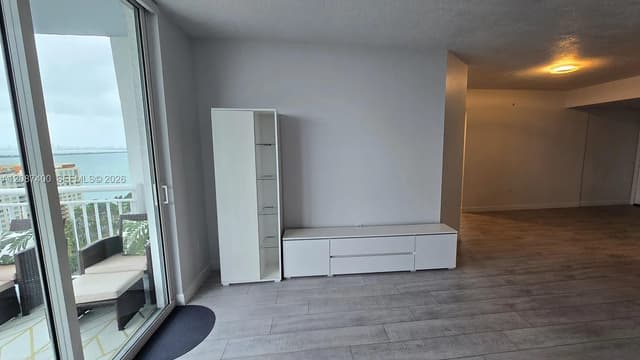 275 NE 18th St # 10, Miami FL 33132 - Miami, FL - Photo 7