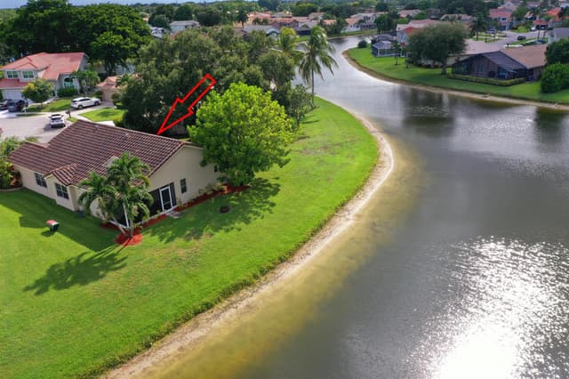 5851 Amethyst Court, Boynton Beach FL 33472 - Boynton Beach, FL - Photo 4
