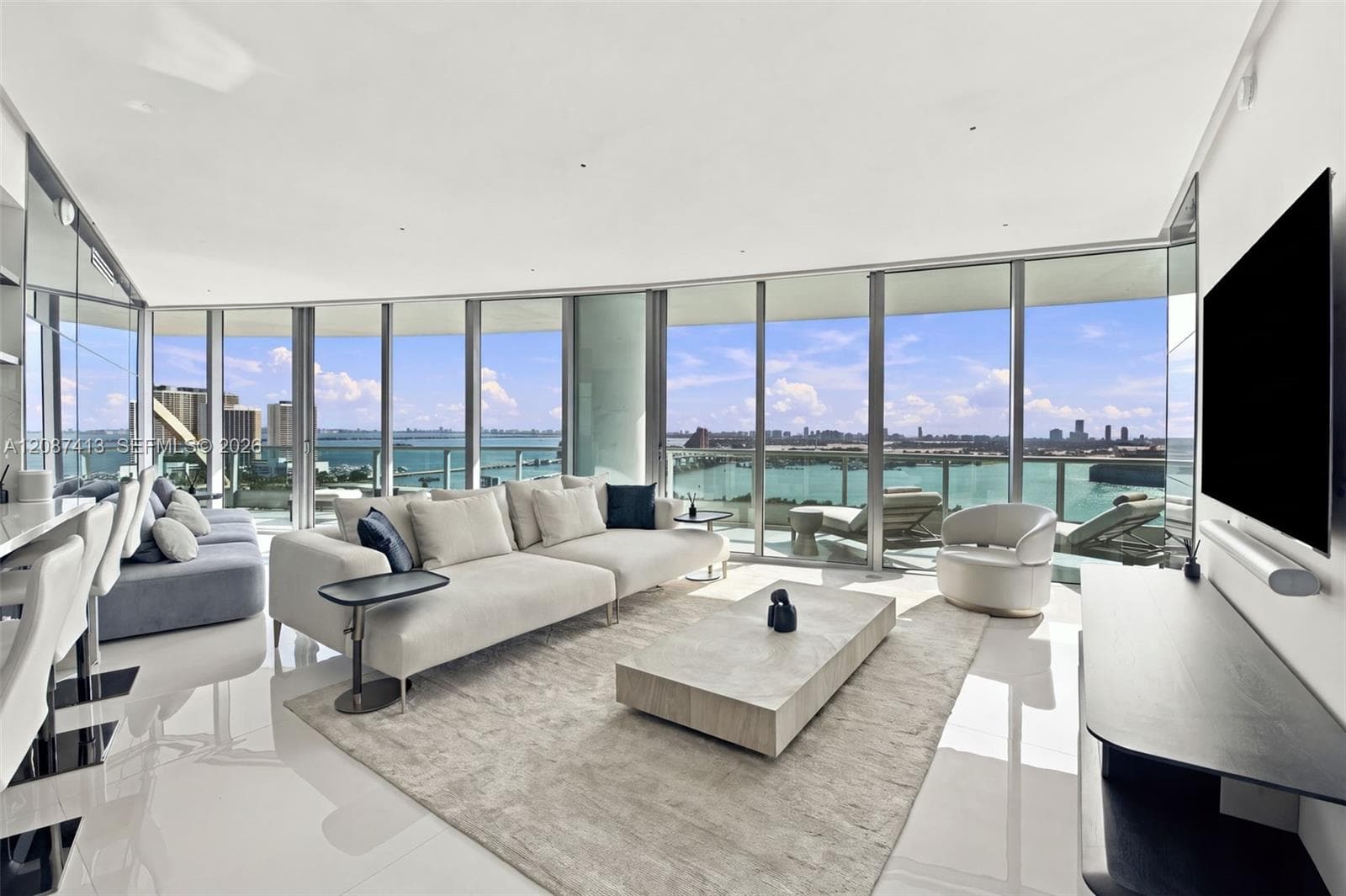 900 Biscayne Blvd # 2406, Miami FL 33132 - Miami, FL - Photo 1