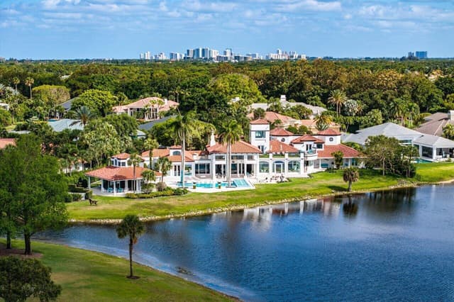13101 Monet Lane, Palm Beach Gardens FL 33410 - Palm Beach Gardens, FL - Photo 4