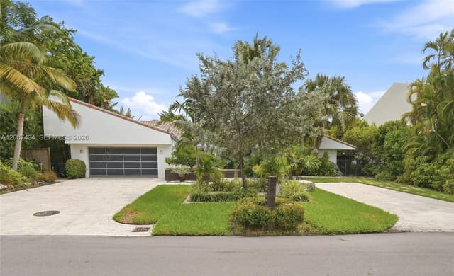 3360 NE 165th St, North Miami Beach FL 33160 - North Miami Beach, FL - Photo 2