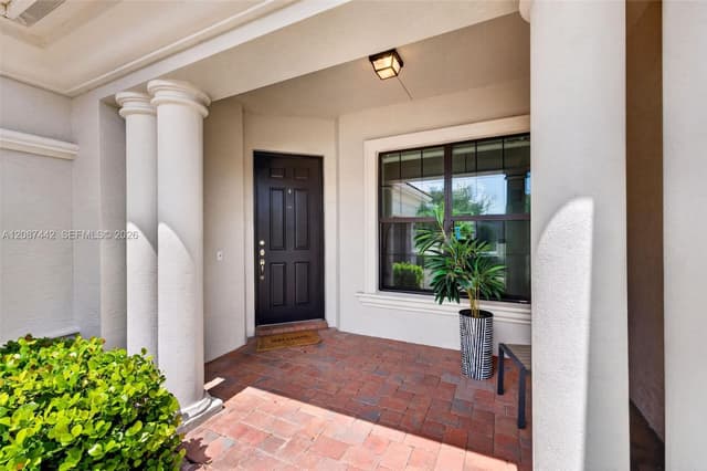 10283 Sweet Bay Mnr, Parkland FL 33076 - Parkland, FL - Photo 4
