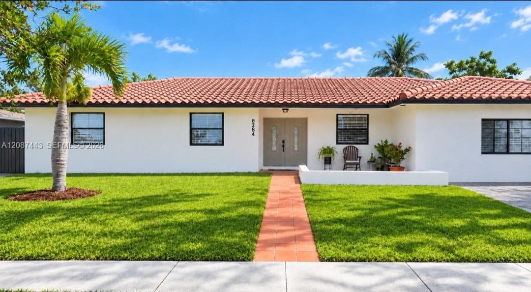 8284 SW 205th Ter, Cutler Bay FL 33189 - Cutler Bay, FL - Photo 1