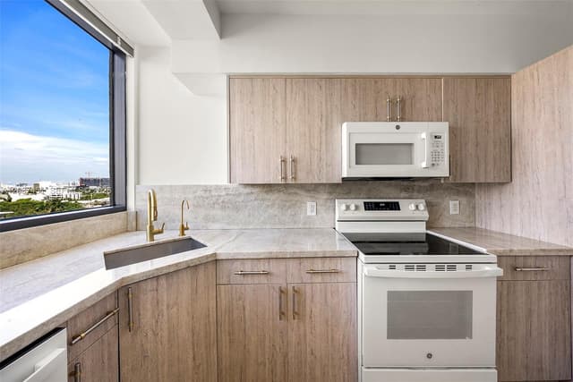1330 West Ave # 811, Miami Beach FL 33139 - Miami Beach, FL - Photo 7