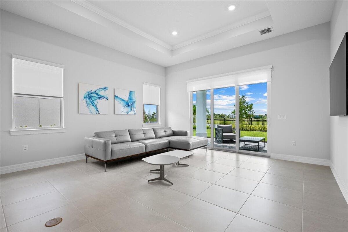 10571 Northbrook Circle, Palm Beach Gardens FL 33412