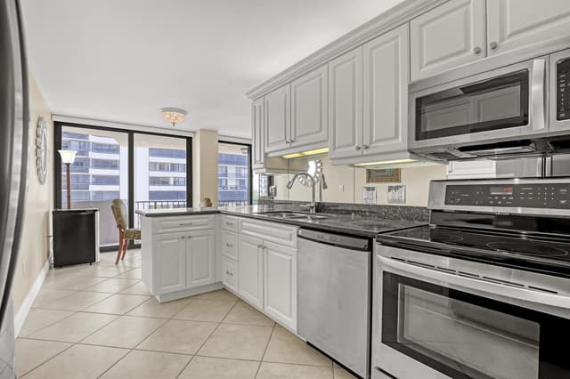 4200 N OCEAN Drive # 403, Riviera Beach FL 33404 - Riviera Beach, FL - Photo 5