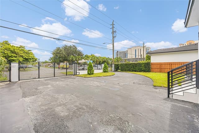 1980 SW 32nd Ave, Miami FL 33145 - Miami, FL - Photo 5