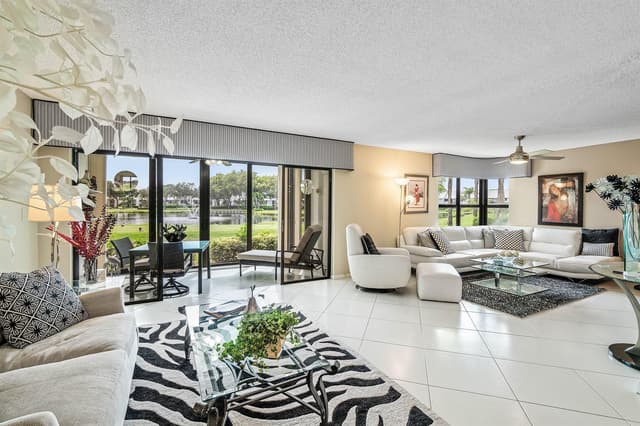 5154 Oakhill Lane # 1014, Delray Beach FL 33484 - Delray Beach, FL - Photo 6