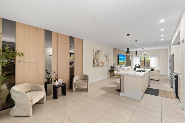 7865 NW 104th Ave # 4, Doral FL 33178 - Doral, FL - Photo 4