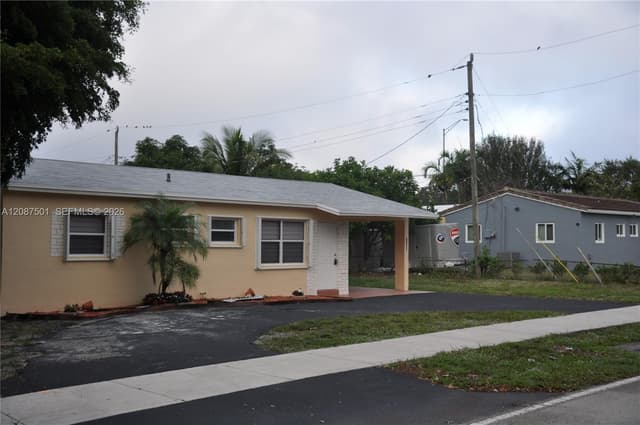 571 NE 61st St, Oakland Park FL 33334 - Oakland Park, FL - Photo 3