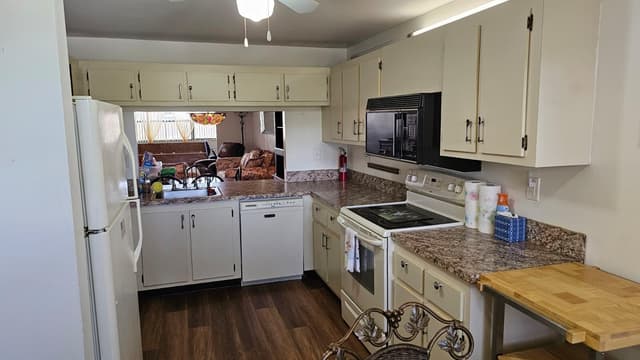 2981 N Nob Hill Road # 201, Sunrise FL 33322 - Sunrise, FL - Photo 4