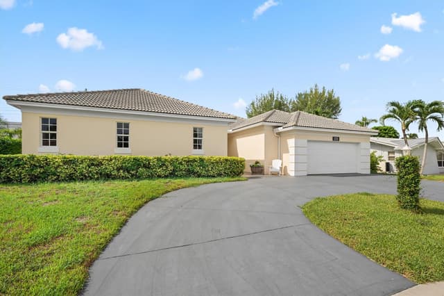 1211 SINGER Drive, Singer Island FL 33404 - Singer Island, FL - Photo 2