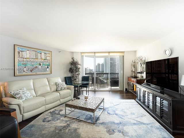 3500 Mystic Pointe Dr # 1607, Aventura FL 33180 - Aventura, FL - Photo 4