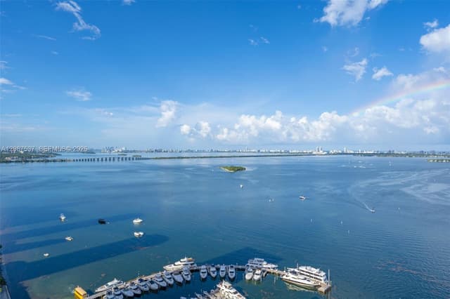 555 NE 15th St # D, Miami FL 33132 - Miami, FL - Photo 3