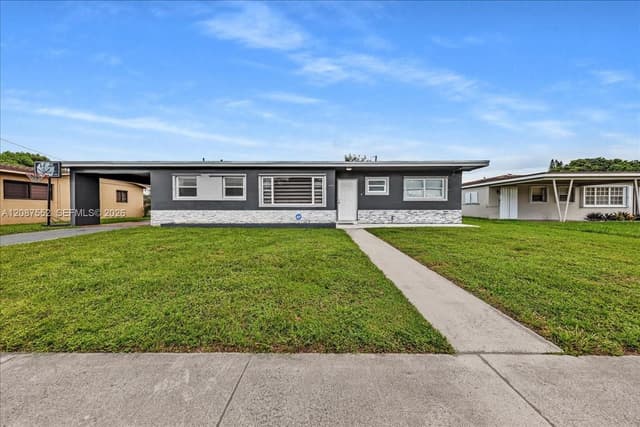 1745 NW 189th Ter, Miami Gardens FL 33056 - Miami Gardens, FL - Photo 2