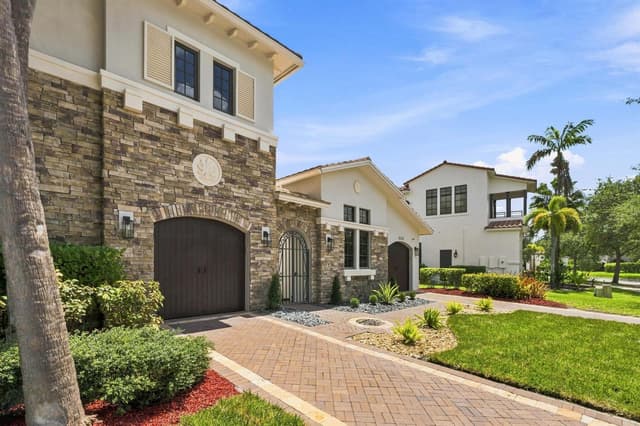 8166 Emerald Avenue, Parkland FL 33076 - Parkland, FL - Photo 2
