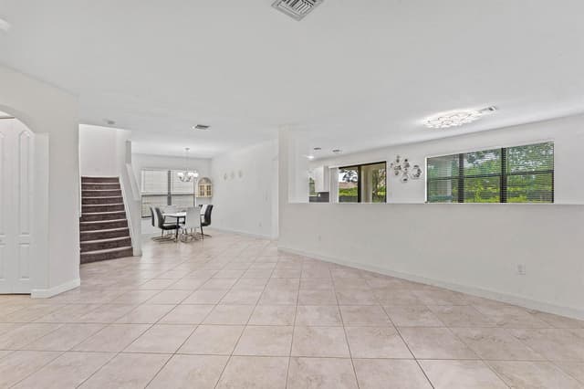 8826 Sea Chase Drive, Lake Worth FL 33467 - Lake Worth, FL - Photo 2