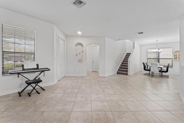 8826 Sea Chase Drive, Lake Worth FL 33467 - Lake Worth, FL - Photo 3