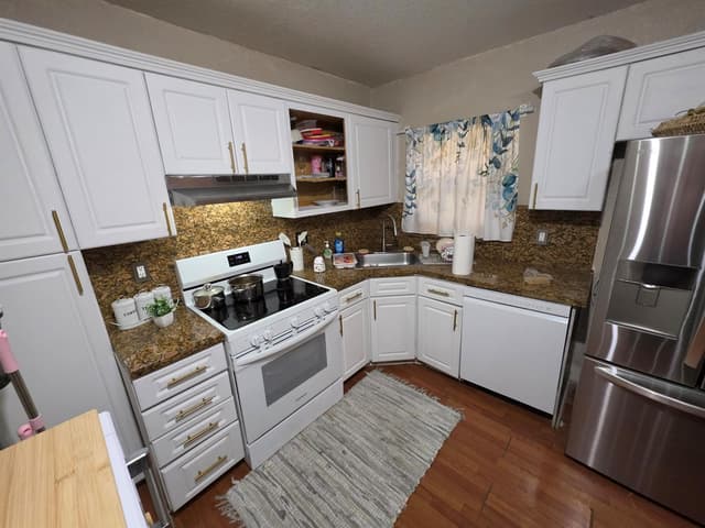 3852 Coral Tree Circle, Coconut Creek FL 33073 - Coconut Creek, FL - Photo 7