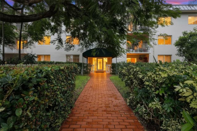 240 Galen Dr # 110, Key Biscayne FL 33149 - Key Biscayne, FL - Photo 4