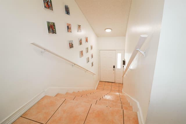 2646 SE 21st Court # D, Homestead FL 33035 - Homestead, FL - Photo 2
