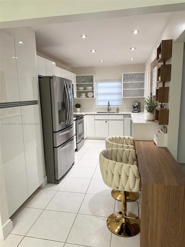 7730 NW 42nd St, Hollywood FL 33024 - Hollywood, FL - Photo 4