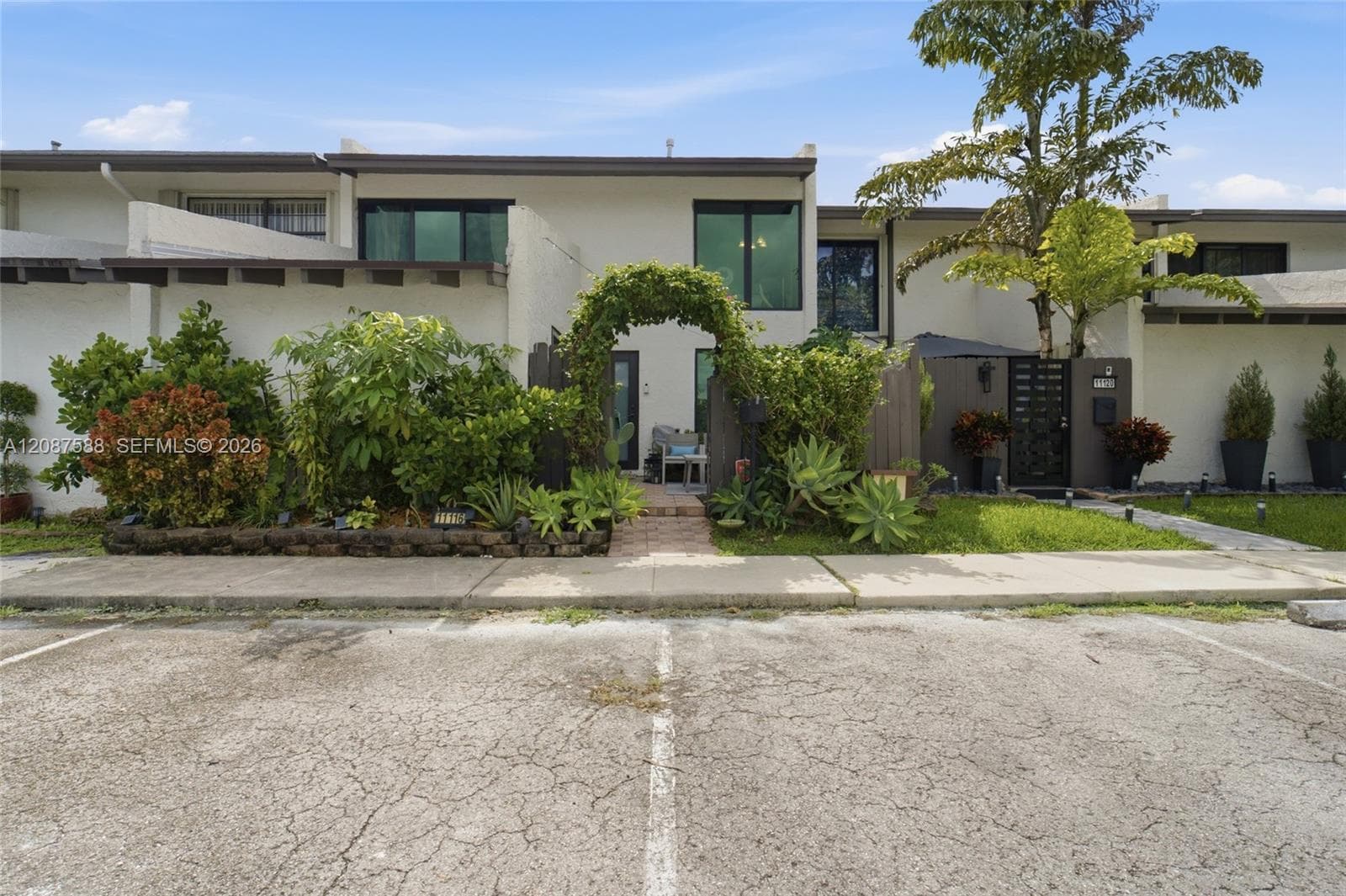 11116 SW 70th Ter, Miami FL 33173 - Miami, FL - Photo 1