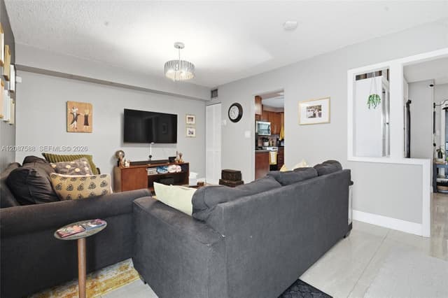 11116 SW 70th Ter, Miami FL 33173 - Miami, FL - Photo 5