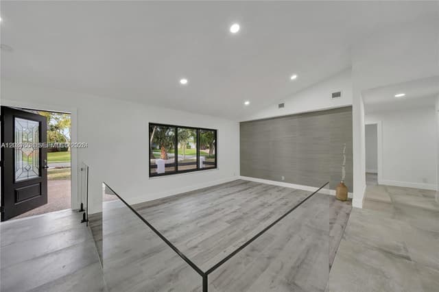 3352 Lakeview Blvd, Delray Beach FL 33445 - Delray Beach, FL - Photo 7
