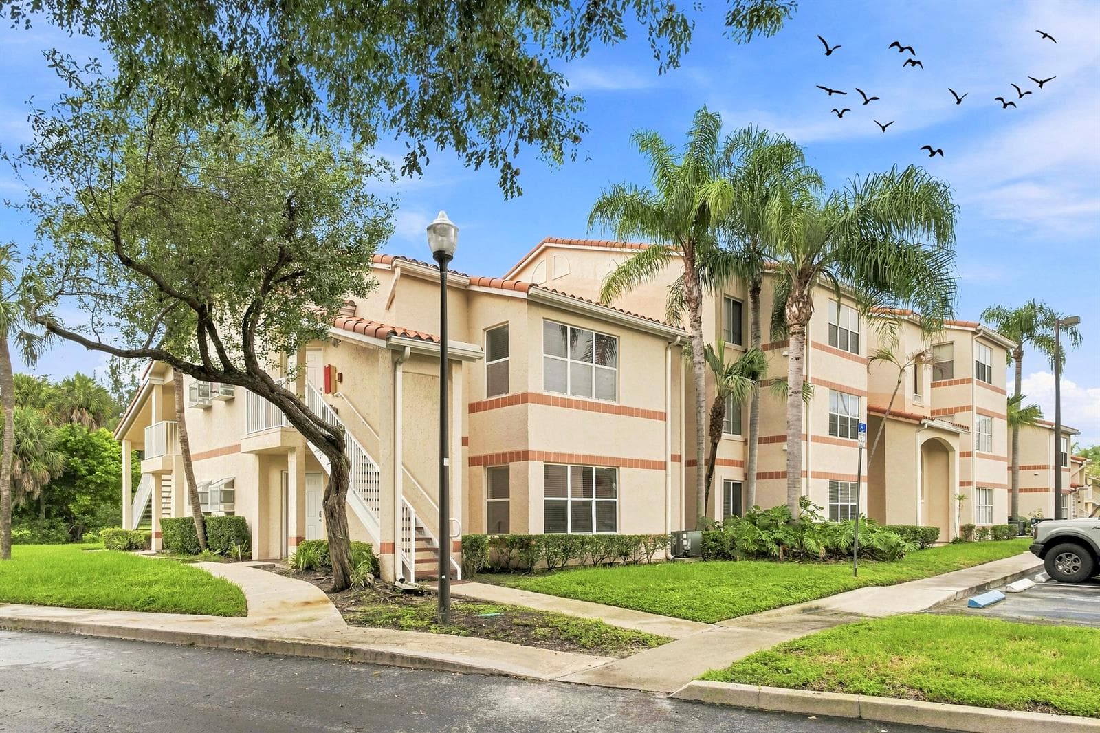 3350 PINEWALK Drive N # 1411, Margate FL 33063