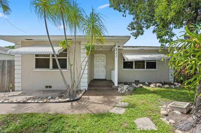 711 E COAST Avenue, Lantana FL 33462 - Lantana, FL - Photo 2