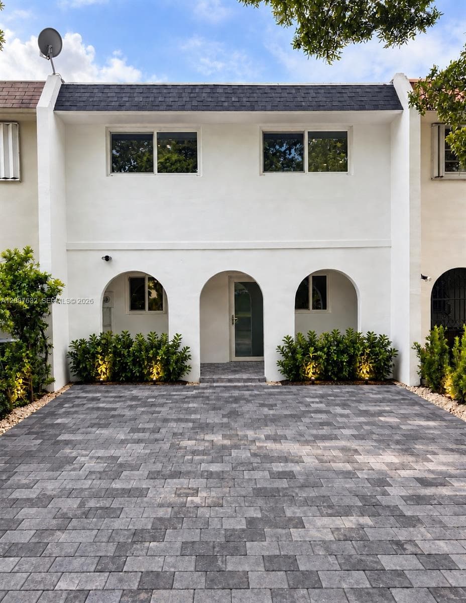 7164 W 3rd Ave, Hialeah FL 33014 - Hialeah, FL - Photo 1