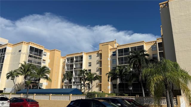 2935 NE 163rd St # 2Q, North Miami Beach FL 33160 - North Miami Beach, FL - Photo 2