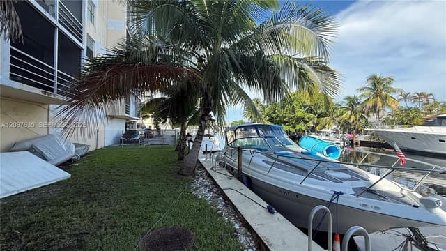 2935 NE 163rd St # 2Q, North Miami Beach FL 33160 - North Miami Beach, FL - Photo 4