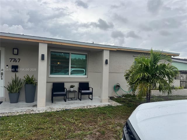 7767 Meridian St, Miramar FL 33023 - Miramar, FL - Photo 4