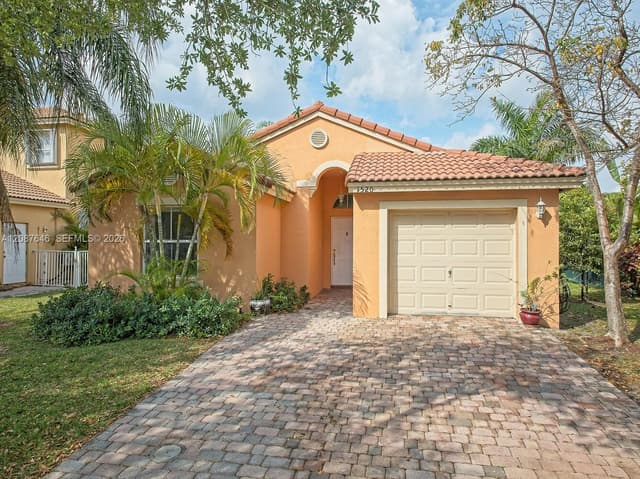 1520 SE 17th Ave, Homestead FL 33035 - Homestead, FL - Photo 2
