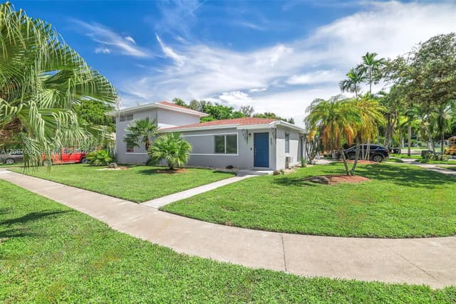 800 NE 144th St, North Miami FL 33161 - North Miami, FL - Photo 2