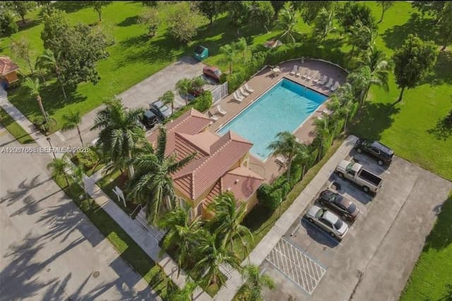 24705 SW 110th Pl, Homestead FL 33032 - Homestead, FL - Photo 4
