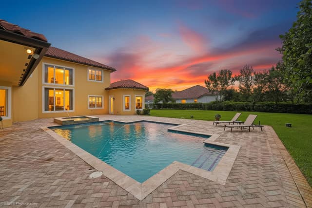 2825 Jockey Circle W, Davie FL 33330 - Davie, FL - Photo 6
