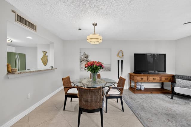 600 SCOTIA Drive # 108, Hypoluxo FL 33462 - Hypoluxo, FL - Photo 6