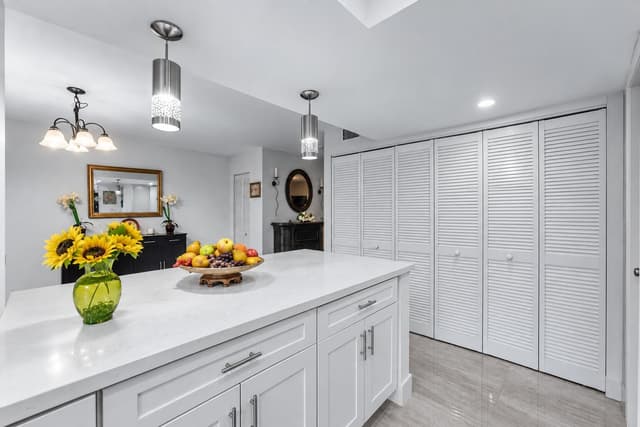 209 Wimbledon Lakes Drive, Plantation FL 33324 - Plantation, FL - Photo 7
