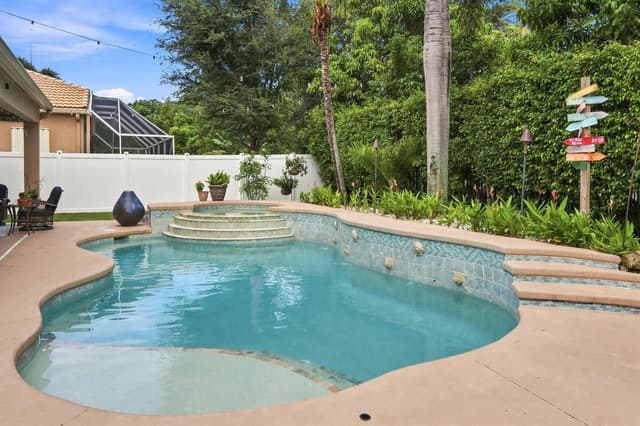 2478 WESTMONT Lane, Royal Palm Beach FL 33411 - Royal Palm Beach, FL - Photo 5