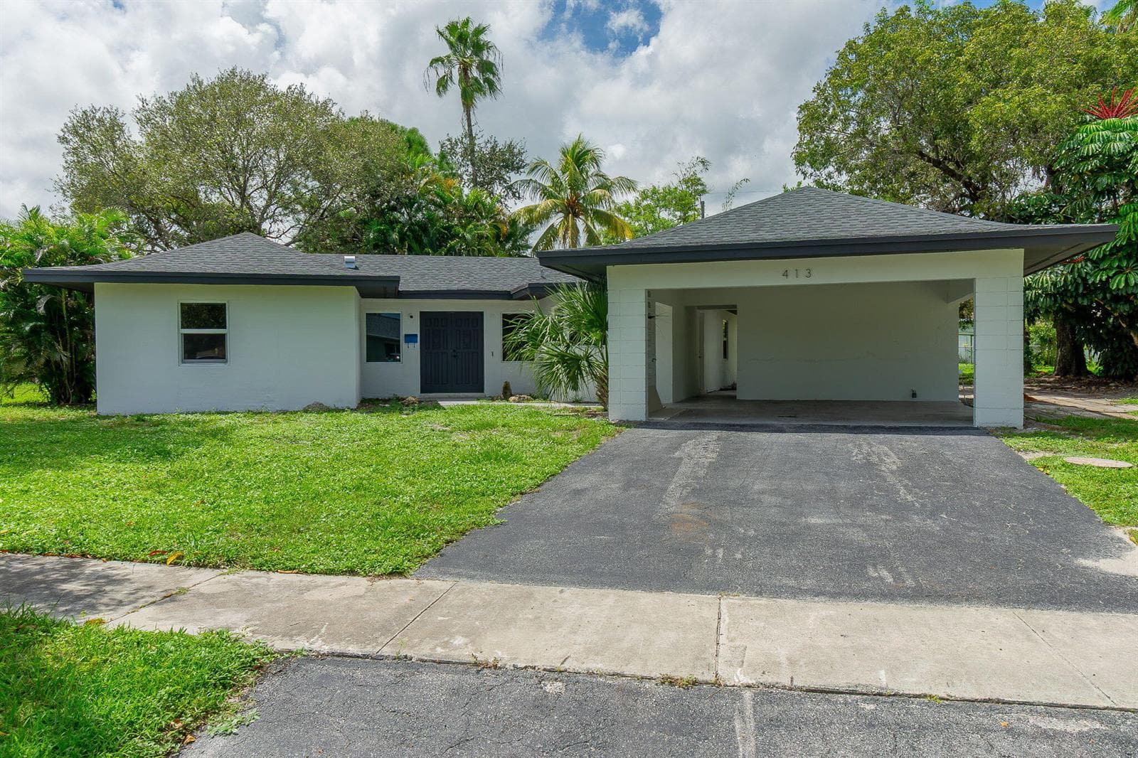 413 N WARE Drive, West Palm Beach FL 33409 - West Palm Beach, FL - Photo 1