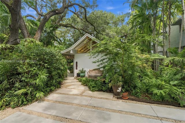 4005 S Loquat Ave, Miami FL 33133 - Miami, FL - Photo 4