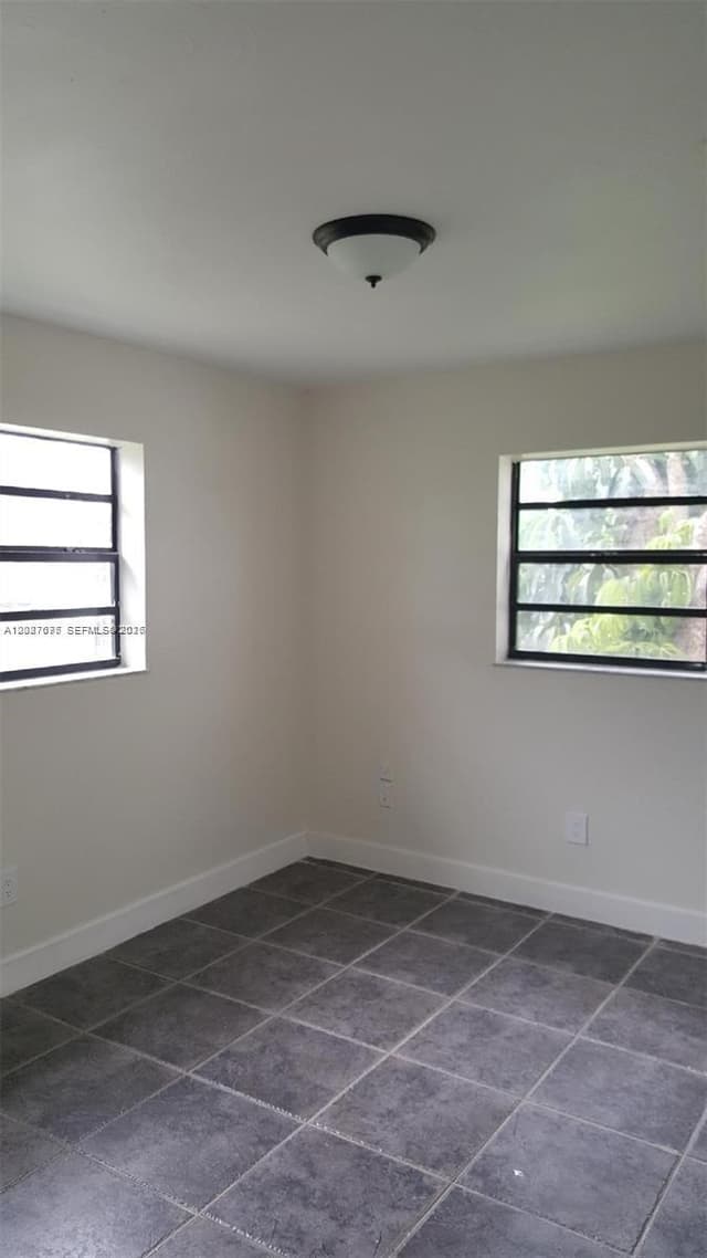 28704 SW 147th Pl, Homestead FL 33033 - Homestead, FL - Photo 6