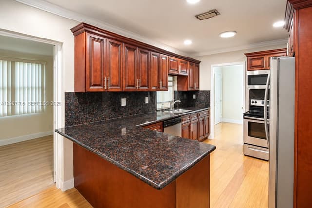 7303 NW 59th St, Tamarac FL 33321 - Tamarac, FL - Photo 7