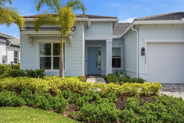 10888 STELLAR Circle, Palm Beach Gardens FL 33412 - Palm Beach Gardens, FL - Photo 2