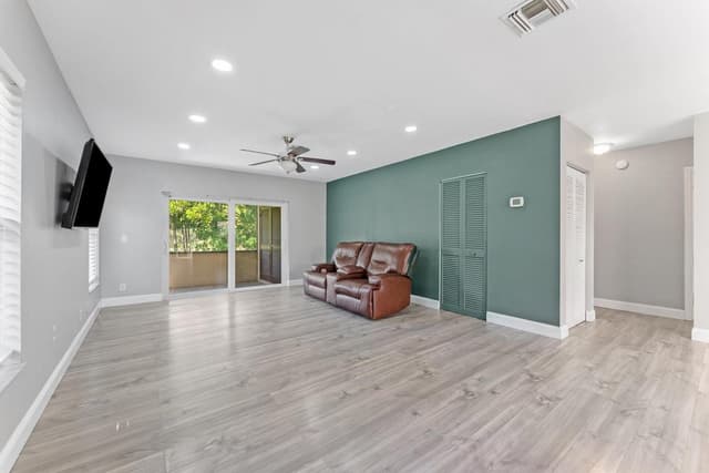 191 SE 1st Circle, Boynton Beach FL 33435 - Boynton Beach, FL - Photo 7