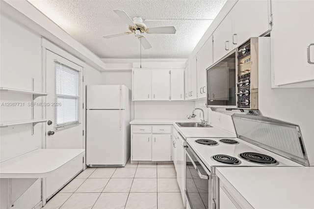 3301 N Country Club Dr # 208, Aventura FL 33180 - Aventura, FL - Photo 4