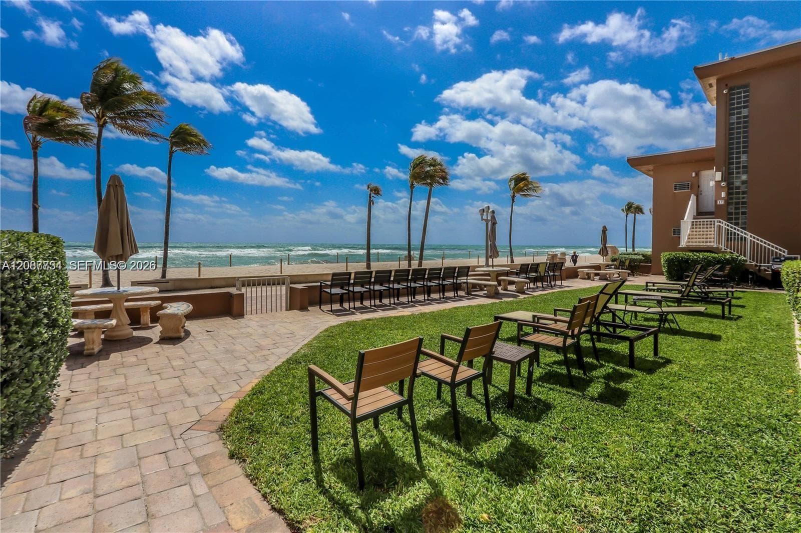 3300 N Surf Rd # 1A, Hollywood FL 33019 - Hollywood, FL - Photo 1
